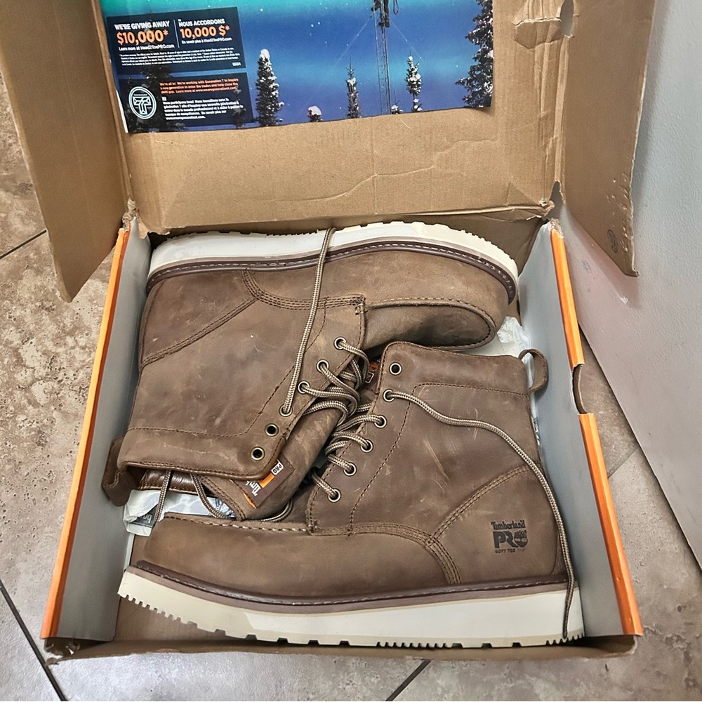 Men’s size 11 Timberland Pro Wedge boots